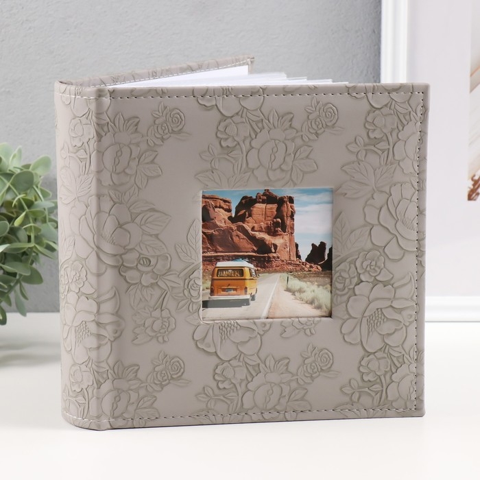 Фотоальбом на 200 фото 10х15 см кожзам Фотоальбом на 200 фото 10х15 см кожзам "Цветочная текстура" бумажные листы серый 5х23х22 см 104996
