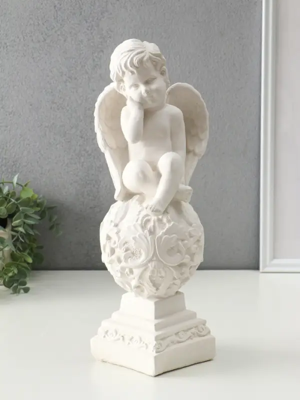 Фигура гипс &laquo;Ангел на шаре&raquo;, 37&times;12&times;14 см