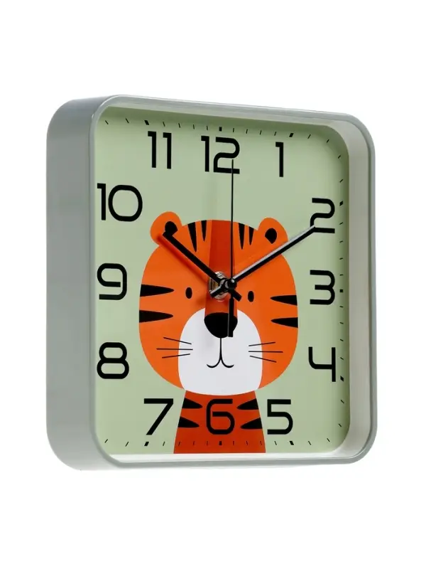 Часы настенные  Часы настенные "Тигренок", детские, плавный ход,  19х19см, зеленые