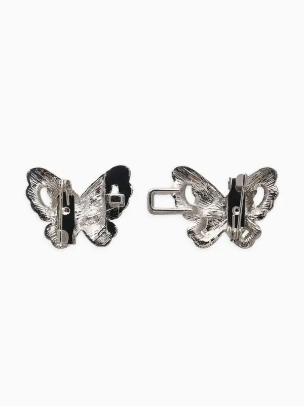 Зажим для кардигана Зажим для кардигана "Ажур", бабочка, искра, цвет белый в серебре