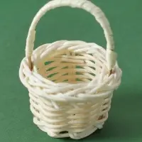 Кукольная миниатюра &laquo;Корзинка&raquo;, цвет белый