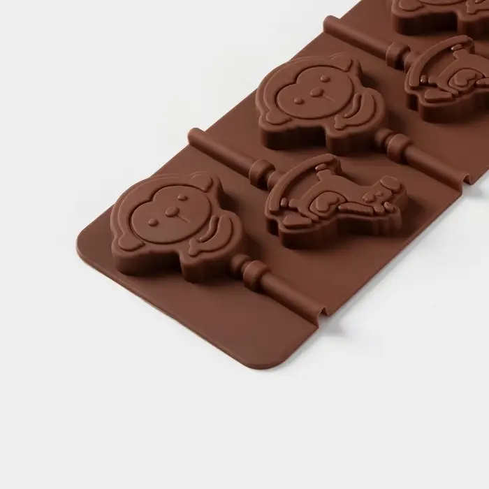 Форма для леденцов Доляна &laquo;Детство&raquo;, силикон, 24&times;9.5 см, 6 ячеек (5&times;4.6), с палочками, коричневая