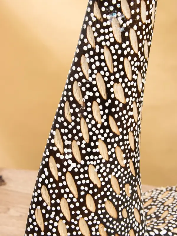 Сувенир "Жираф" дерево 25х13х40 см, бежево-коричневый