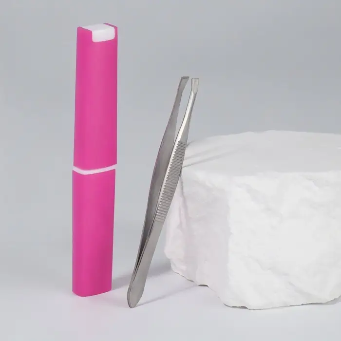 Пинцет скошенный, узкий, 9 см, в футляре, МИКС Пинцет скошенный, узкий, 9 см, в футляре, МИКС