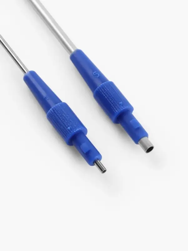 Игла для вышивания TEIRA, для ковровой техники, d=1.3/1.6/2.2 мм, с нитевдевателями, голубая, синяя