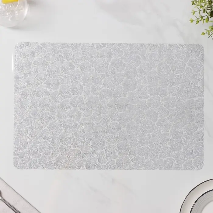 Салфетки сервировочные на стол Доляна &laquo;Фейерверк&raquo;, 4 шт., 30&times;45 см, серебряные