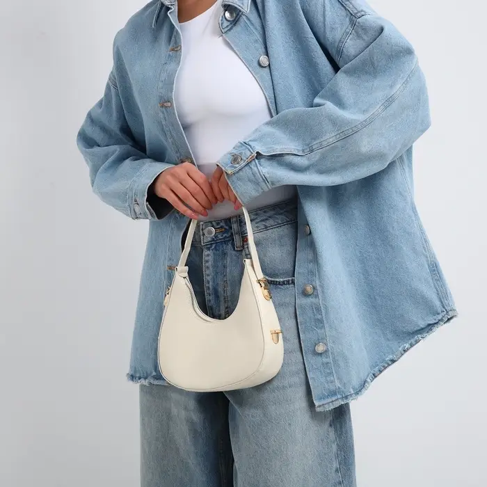 Сумка женская багет на молнии, 20.5&times;7&times;10.5 см, белая