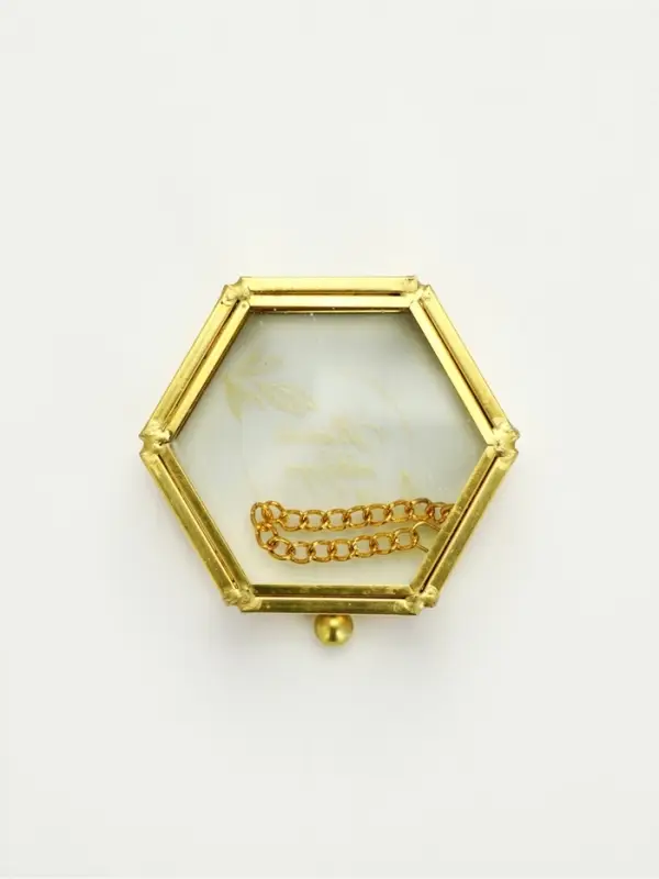 Шкатулка для колец "Шестиугольник", 7 х 6 х 3,5 см, стекло