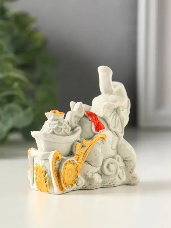 Фигурка гипс &laquo;Слон с богатством&raquo;, 6&times;8&times;3 см