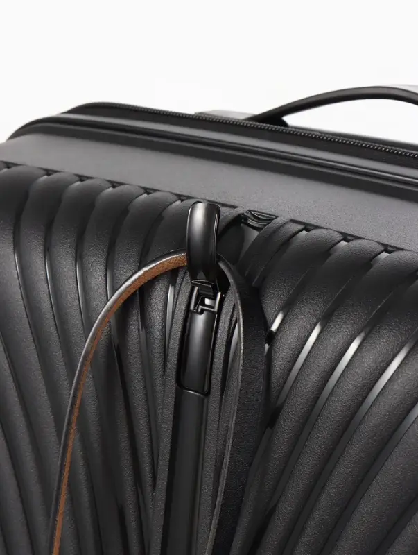 Чемодан на колёсах, 24", кодовый замок, 40&times;24&times;65 см, чёрный