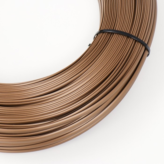 Ротанг искусственный гладкий 8 мм 100 м полумесяц (бронза металик) Ротанг искусственный гладкий 8 мм 100 м полумесяц (бронза металик)