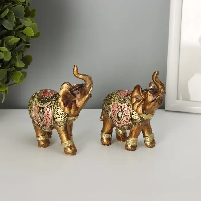 Фигурка полистоун &laquo;Африканский слон в золотой, ажурной попоне&raquo;, 8.5&times;7&times;3 см, МИКС
