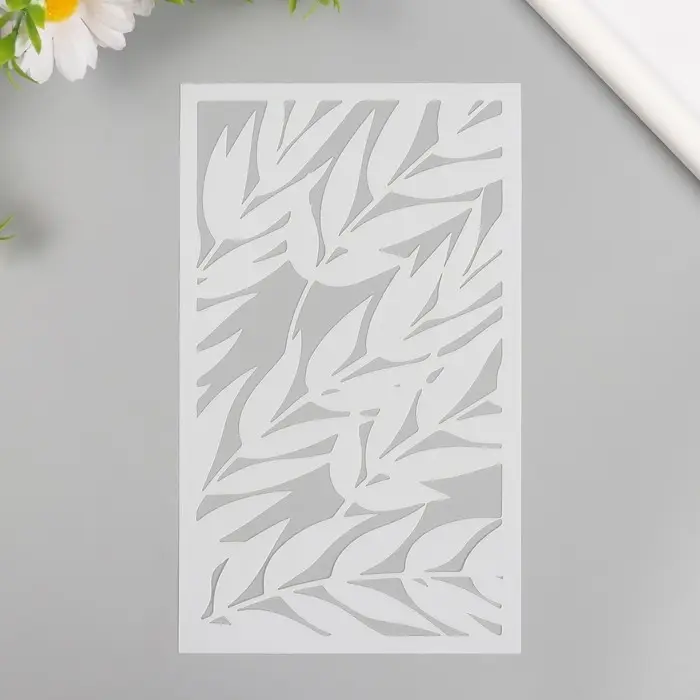 Трафарет фоновый пластик  Трафарет фоновый пластик "Лиственница" 12х20 см