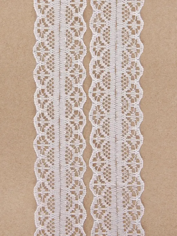 Кружево капроновое, 30 мм &times; 10 &plusmn; 1 м, цвет белый