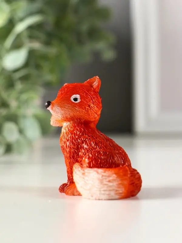 Фигурка полистоун &laquo;Маленькая лисичка&raquo;, 5.8&times;3.5&times;5.6 см, МИКС