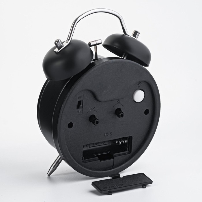 Будильник Будильник "Нескучный", дискретный ход, d-9 см, 18 х 12 см