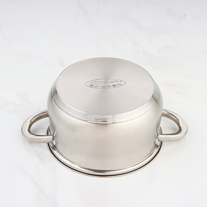 Кастрюля «Диана», d=22 см, 4,2 л, капсульное дно, индукция Кастрюля «Диана», d=22 см, 4,2 л, капсульное дно, индукция