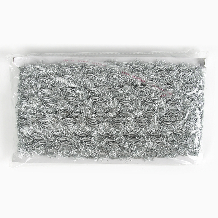 Тесьма, ширина 1,5 см., в рулоне 10 метров, цвет серебро Тесьма, ширина 1,5 см., в рулоне 10 метров, цвет серебро