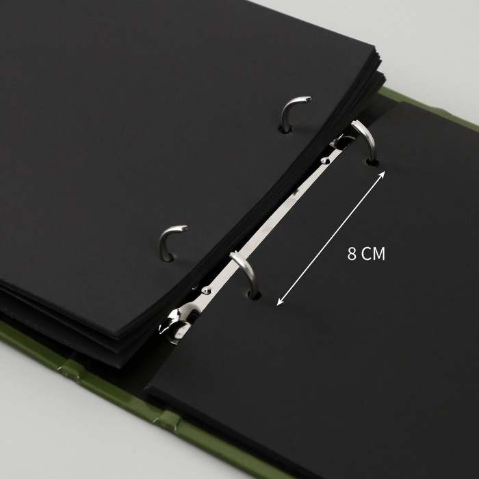 Фотоальбом 25 листов (уголки+кольца) Фотоальбом 25 листов (уголки+кольца) "Граната" тиснение 19х27х3 см