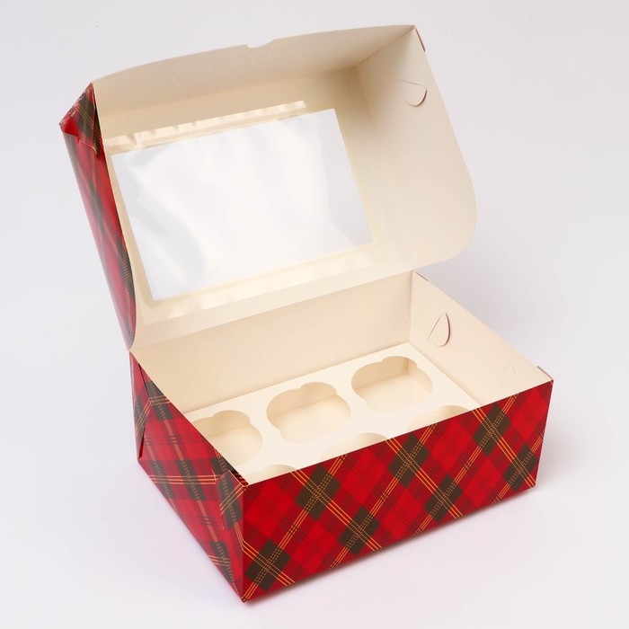 Новый год. Коробка для 6 капкейков с окном  Новый год. Коробка для 6 капкейков с окном "Новогодняя с шишками", 25 х 17 х 10 см, упаковка