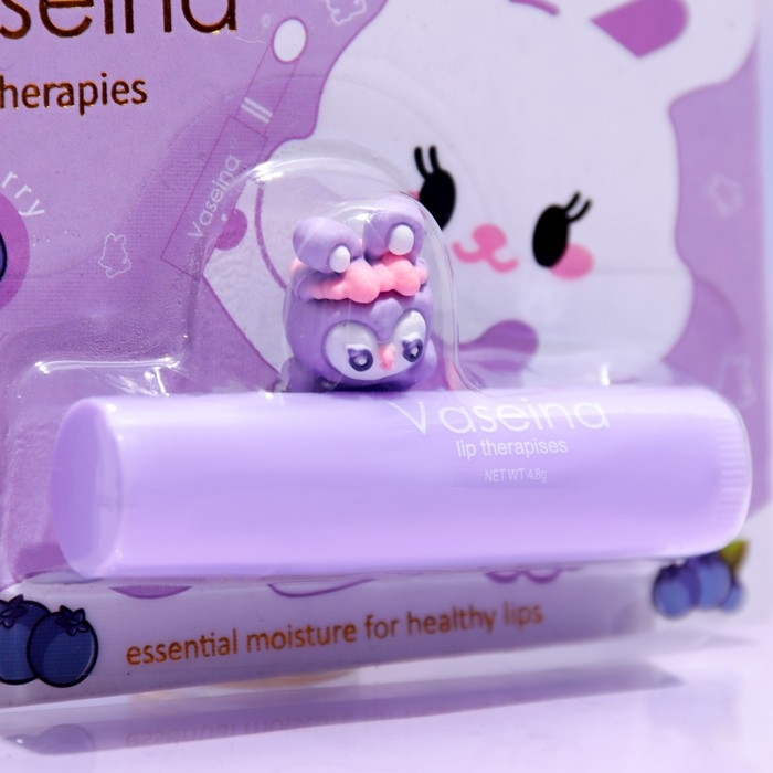 Вазелин для губ с черникой Вазелин для губ с черникой