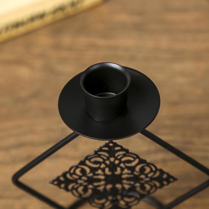 Подсвечник металл на 1 свечу  Подсвечник металл на 1 свечу "Два ромба с узором" чёрный 14,5х11,5х8 см