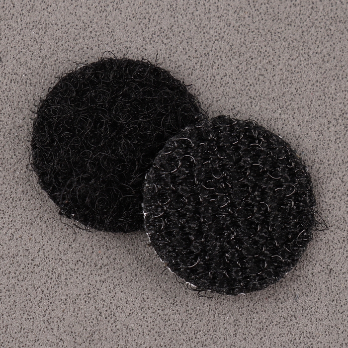 Липучка на клеевой основе «Круг», набор 55 шт., размер 1 шт: 1,5 см, цвет чёрный Липучка на клеевой основе «Круг», набор 55 шт., размер 1 шт: 1,5 см, цвет чёрный