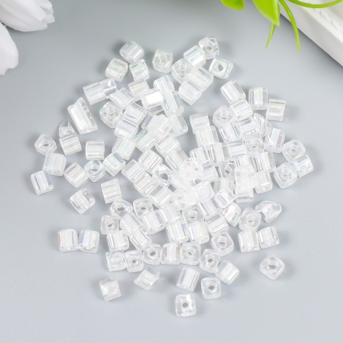 Бисер стекло 6/0  Бисер стекло 6/0 "Кубик. Прозрачный перламутр" 10 гр