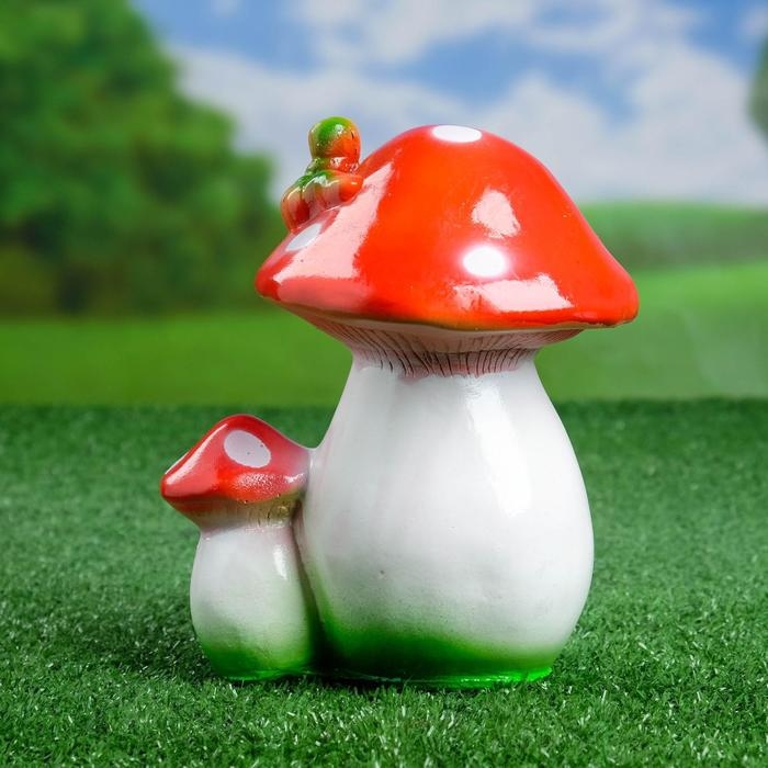 Садовая фигура  Садовая фигура "Два мухомора" 19х16х13см