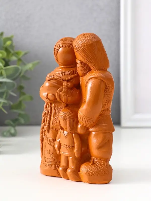 Фигура «Семейный оберег», 14×8.5×6 см, красная глина Фигура «Семейный оберег», 14×8.5×6 см, красная глина
