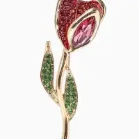 Брошь &laquo;Цветок&raquo; тюльпан, стразы, цвет розово-зелёный в золоте
