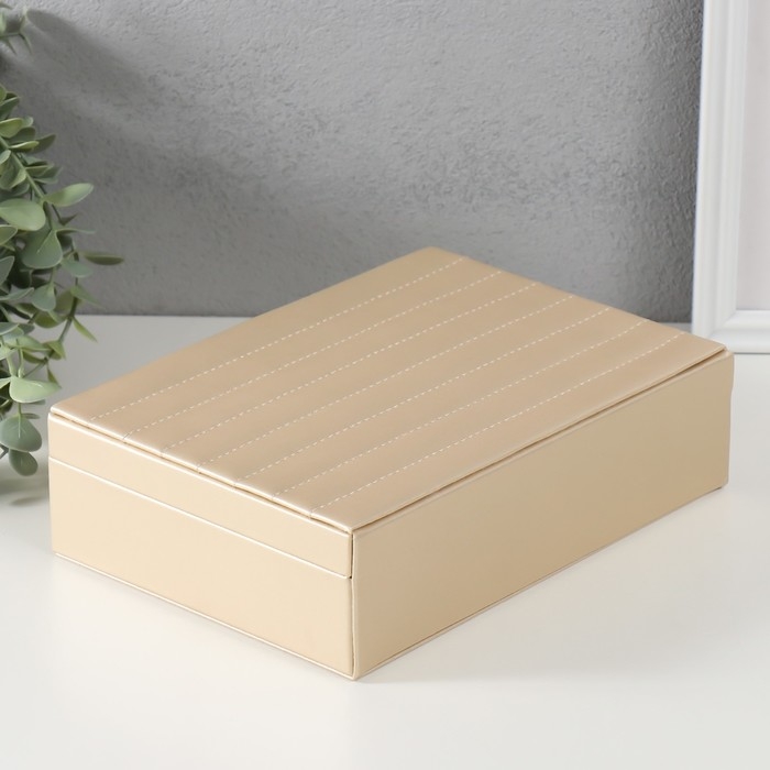 Шкатулка кожзам для украшений  Шкатулка кожзам для украшений "Стёганная. Полоски. Бант" золото 17х24х7 см