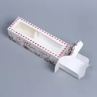 Коробка для макарун «Снежный венок» 18×5.5×5.5 см