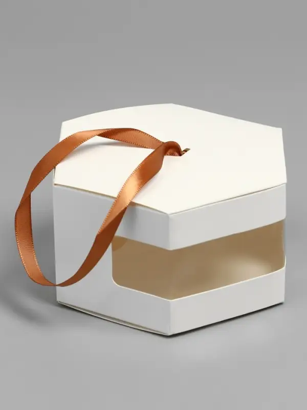 Коробка шестигранная, с окном, белый, 20×12×7 см Коробка шестигранная, с окном, белый, 20×12×7 см