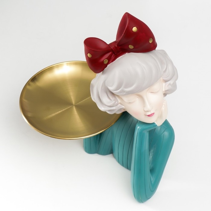 Сувенир полистоун подставка  Сувенир полистоун подставка "Девушка с бантом на голове" 33х14х23 см