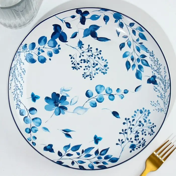 Тарелка плоская керамическая &laquo;Синие цветы&raquo;, d=25.5 см
