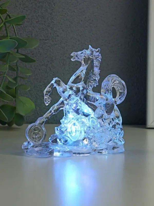 Фигурка светящаяся RISALUX «Конь на монетах» LED, RGB 3хLR1130 прозрачный 10х4,5х9,5 см Фигурка светящаяся RISALUX «Конь на монетах» LED, RGB 3хLR1130 прозрачный 10х4,5х9,5 см