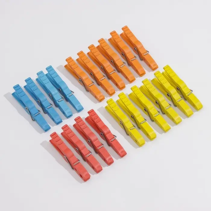 Прищепки бельевые «Кубаночка», 8 см, 20 шт, цвет МИКС Прищепки бельевые «Кубаночка», 8 см, 20 шт, цвет МИКС