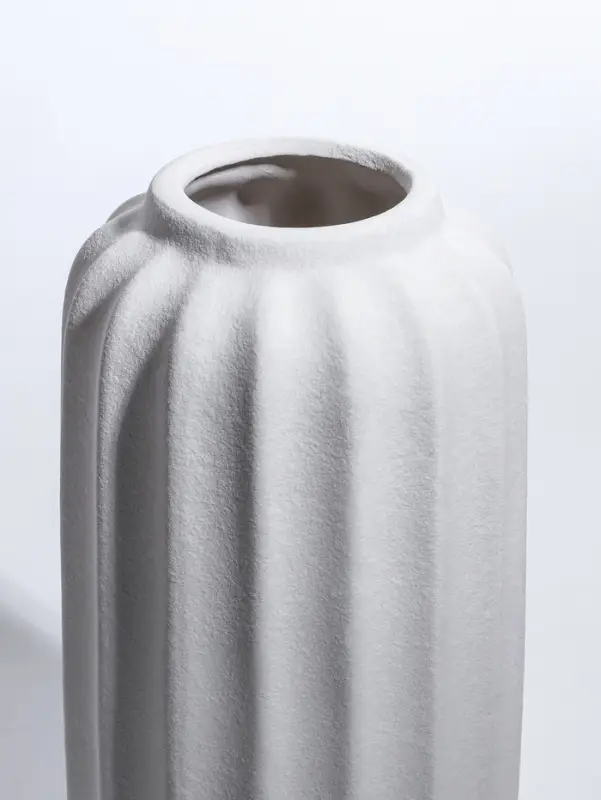 Ваза керамика настольная Ваза керамика настольная "Абиджил" бочка линии, h=24,5х12, d=7 см, белый