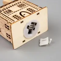 Ёлочная игрушка &laquo;Резной домик&raquo;, 9&times;5&times;7 см, 1 LED, от батареек, свечение тёплое белое