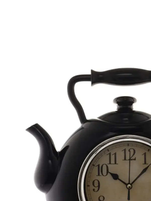 Часы настенные, серия: Кухня, &laquo;Чайник&raquo;, d=15 см, 25&times;29 см, чёрные