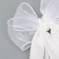 Бант для волос на заколке с лентами, белый, Принцессы Бант для волос на заколке с лентами, белый, Принцессы