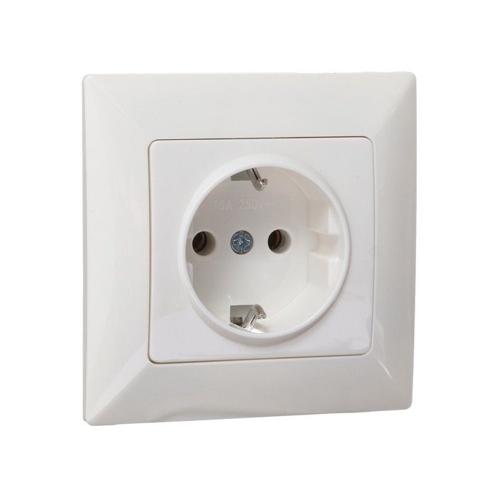 Розетка одноместная Luazon Lighting  Розетка одноместная Luazon Lighting "Антей", 16 А, скрытая, с з/к, белая