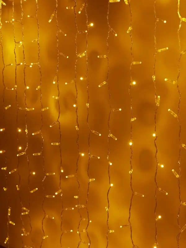 Гирлянда &laquo;Занавес&raquo; 2&times;1.5 м, IP65, УМС, прозрачная нить, 300 LED, свечение тёплое белое, 220 В