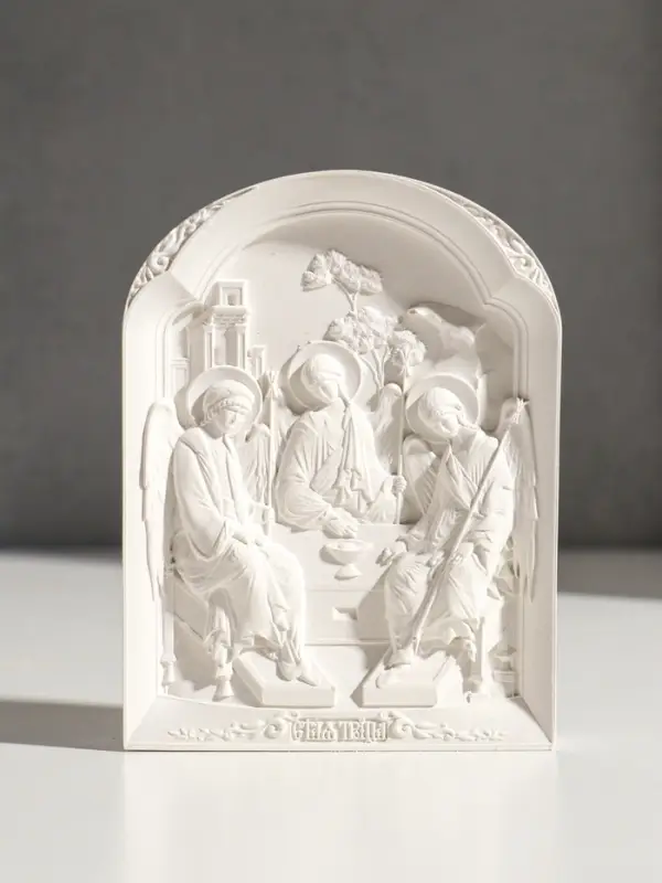 Икона с подвесом Икона с подвесом "Святая троица", размер 12х9х2 см, гипс