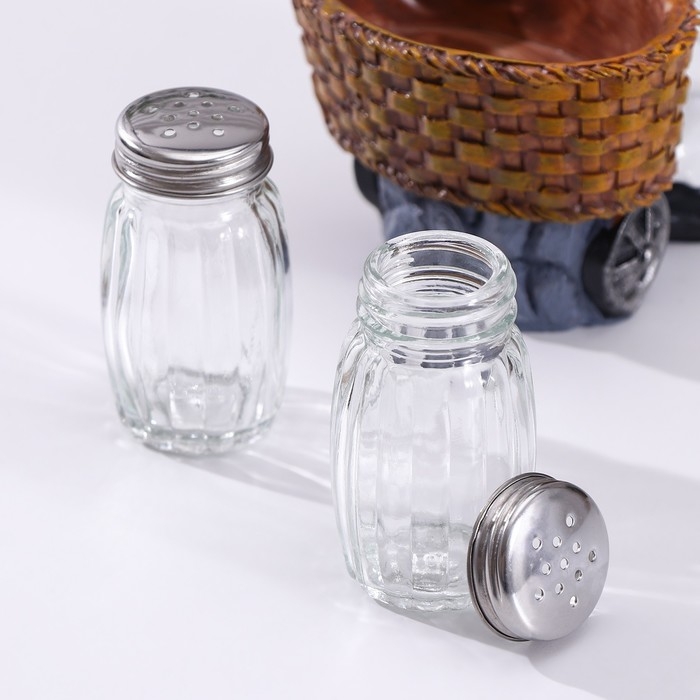 Набор для специй на подставке «Повар», 3 предмета: солонка 50 мл, перечница 50 мл, подставка с ёмкостью для зубочисток, фигурка МИКС Набор для специй на подставке «Повар», 3 предмета: солонка 50 мл, перечница 50 мл, подставка с ёмкостью для зубочисток, фигурка МИКС