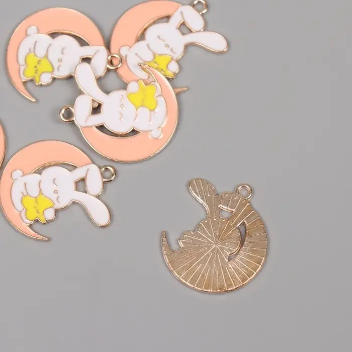 Декор для творчества металл, эмаль Декор для творчества металл, эмаль "Зайчик на розовом месяце" 2,9х2,5 см