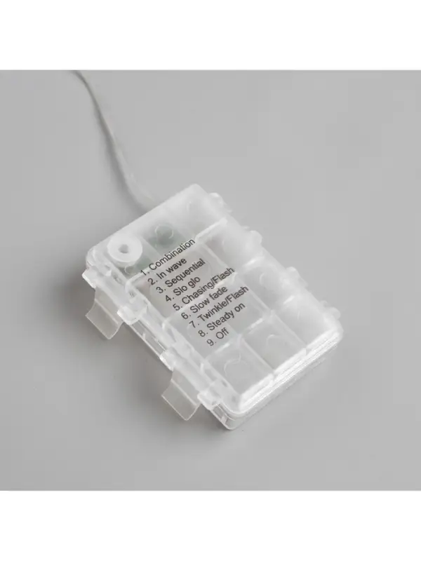 Гирлянда &laquo;Нить&raquo; 5 м, роса, IP65, серебристая нить, 50 LED, 8 режимов, от батареек АА&times;3, свечение белое