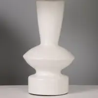 Лампа настольная RISALUX &laquo;Ваза&raquo;, 40 Вт, Е14, белая, 24&times;24&times;38 см