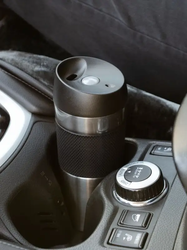 Термостакан Solingen Grip, серо-стальной Термостакан Solingen Grip, серо-стальной